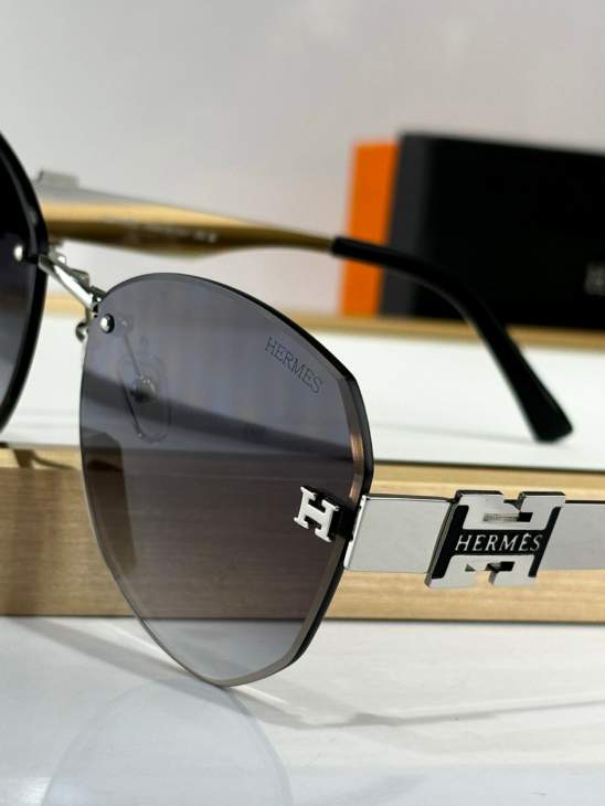 Picture of Hermes Sunglasses _SKUfw71516599fw